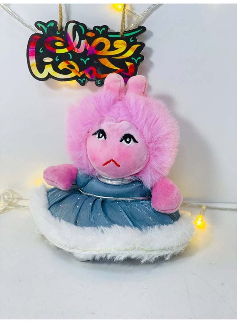 Ramadan Box + 6 Gifts (Golden Fananees Lantern + Bottle Cup with Straw + Scented Candle + Tamtam Doll + Golden Lantern with Hanging Door + Kitty Lantern) - Image 4